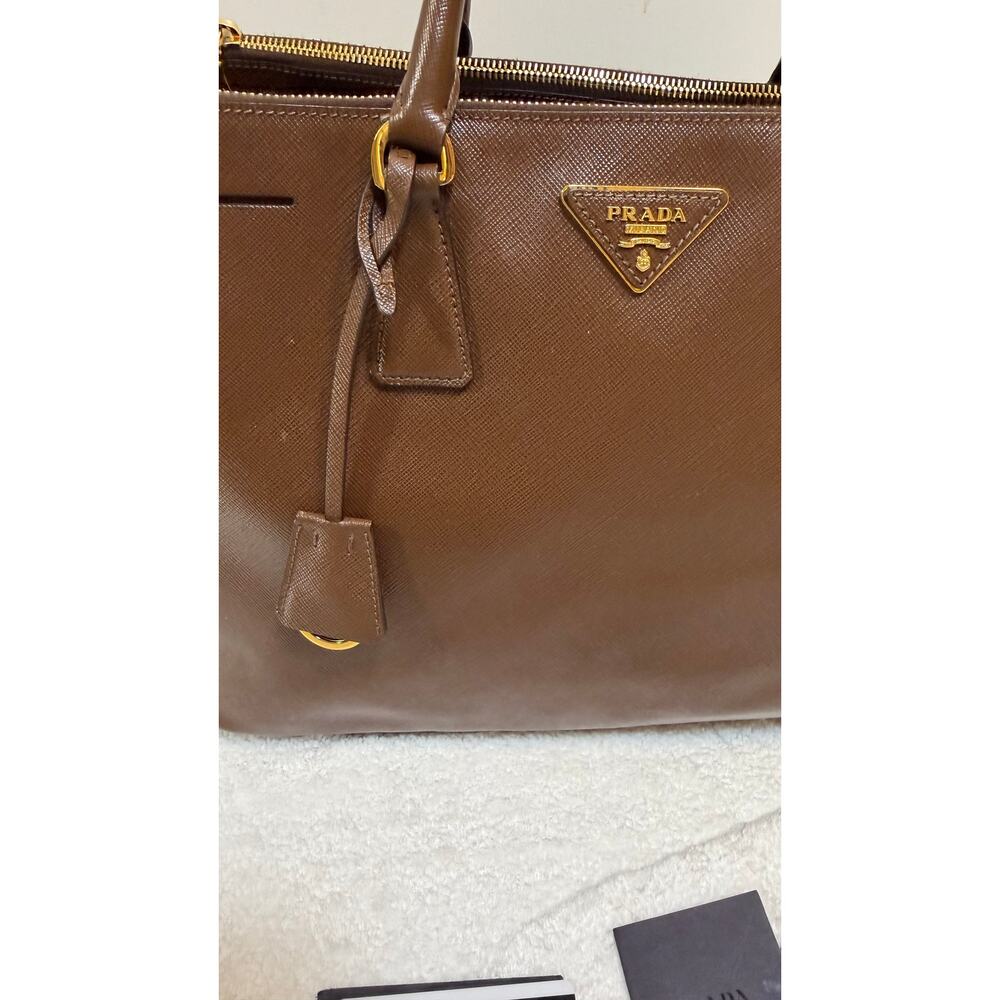 Prada Galleria Saffiano leather Large bag - Picture 3 of 12